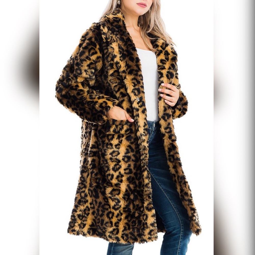Cozy Leopard / Cheetah / Animal Print Teddy Jacket - Picture 3 of 10